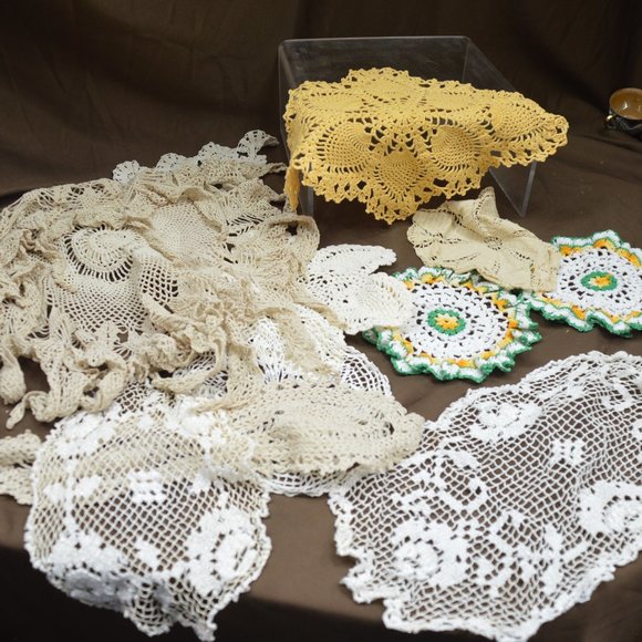 Other - Vintage crochet earth tone doilies home decor #183